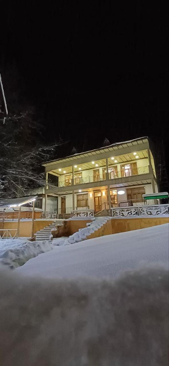 Отель Зона Отдых Apachi В Горах Чимган Экстерьер фото